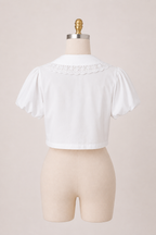Camisa de Encaje y Cuello Blanco