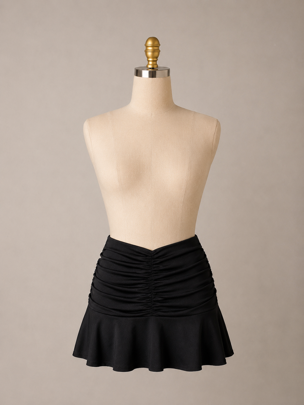 Mini Falda Negra con Fruncido