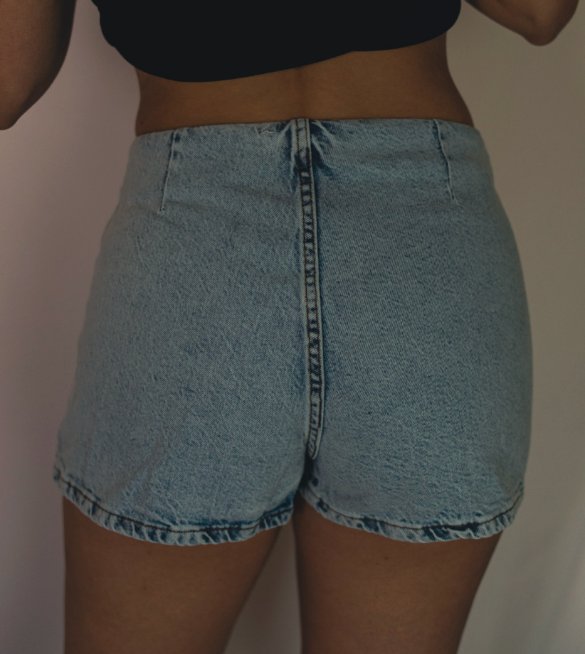 Belt Detail Denim Shorts Skirt